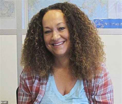 Rachel Dolezal poses in Savage X Fenty lingerie on her。